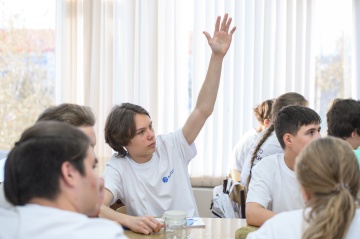 Сотни тюменских школьников начали борьбу за главные призы Всероссийской олимпиады компании «Россети»