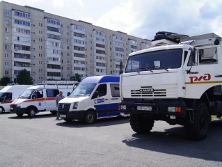 Тюменские энергетики приняли участие в выставке спецтехники системы гражданской обороны