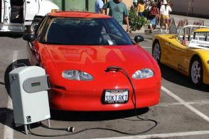 В Чжэцзяне к 2020 году будет построено еще 5 тыс заряжающих столбов для электромобилей