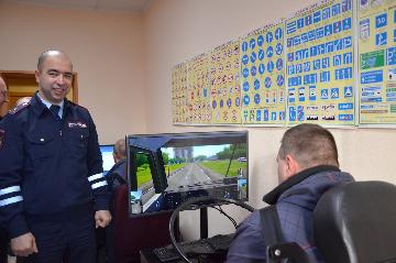 В 4 квартале 2011 года Холдинг МРСК реконструировал и ввел в эксплуатацию более 60 приоритетных электросетевых объектов