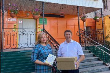 В Югре более 150 детей получили школьные наборы от энергетиков