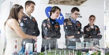 Более 300 участников Школы командиров студотрядов Группы «Россети» обсудили начало нового трудового сезона