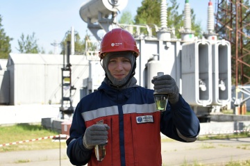 Энергетики повысили надежность электроснабжения первого магистрального нефтепровода в Западной Сибири