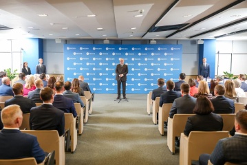 Более 1,8 тыс. сотрудников Группы «Россети» награждены ко Дню энергетика