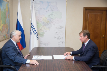 Председатель комитета по энергетике Госдумы Павел Завальный встретился с генеральным директором «Россети Тюмень» Олегом Петровым