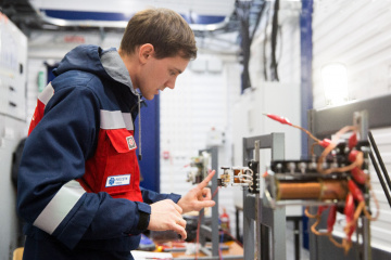 Сургутские энергетики признаны лучшими специалистами по охране труда в Тюменском макрорегионе