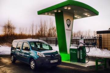 Смелая идея: компания «Тюменьэнерго» открыла первые в Югре быстрые зарядные станции для электромобилей