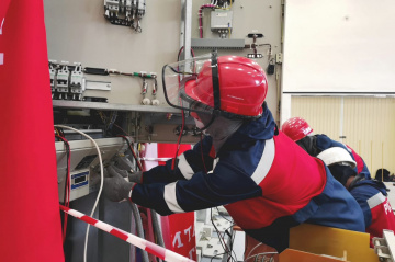 В Нижневартовске определили лучших энергетиков-релейщиков