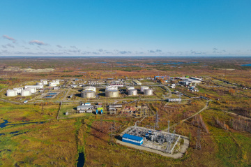 Энергетики отремонтируют энергообъекты для нефтяного месторождения, входящего в семерку крупнейших в мире