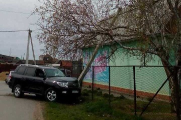 За сбитую опору накажут трижды