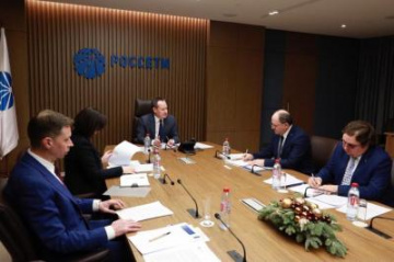 Глава общественной организации «Всероссийский электропрофсоюз» Юрий Офицеров поблагодарил Павла Ливинского за поддержку сотрудников в условиях пандемии