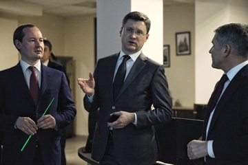 «Россети» на РИФ в Сочи представили стратегию построения в России цифровой сети до 2030 года  