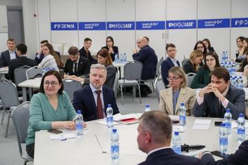 «Россети» организовали круглый стол «Работодатель мечты глазами молодежи» на выставке-форуме «Россия»