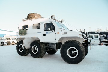 Почти 1 млрд рублей направили «Россети Тюмень» на обновление парка спецтехники