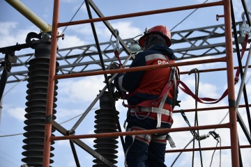 «Россети Тюмень» повысили надежность электроснабжения семи месторождений нефти в Югре