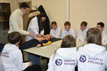 Уроки электробезопасности «Россети Тюмень» в 2024 году посетили 20 000 человек