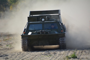 За рулём асы 