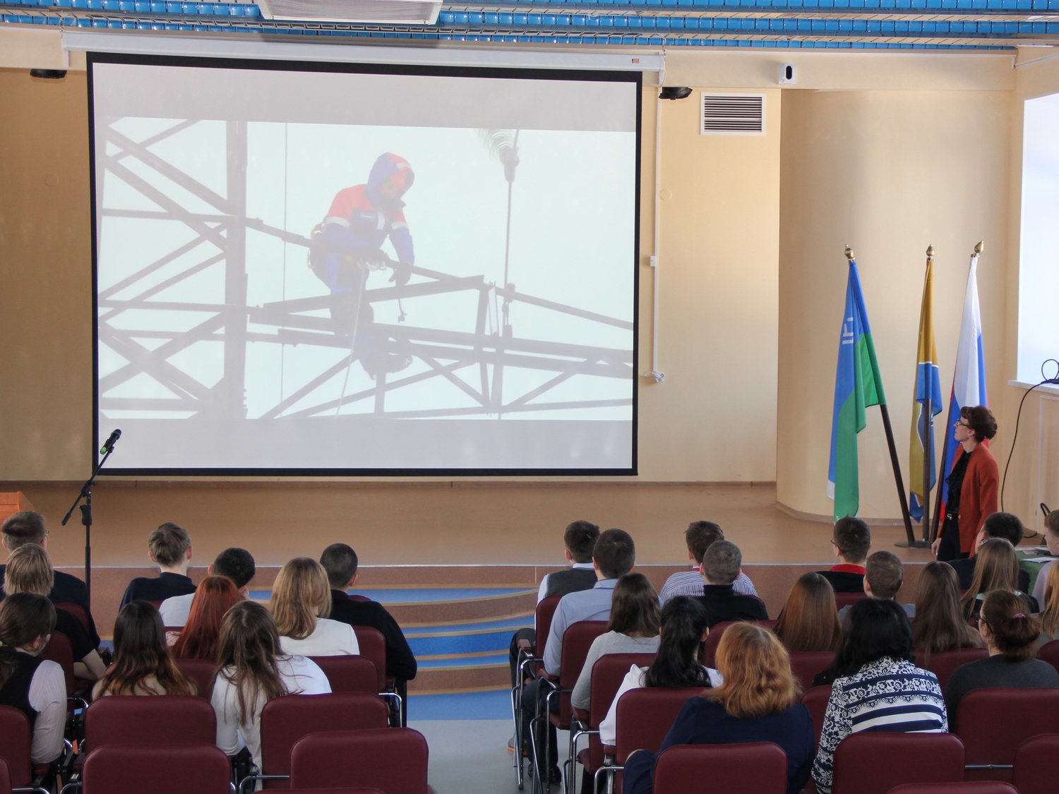 показ видео.jpg