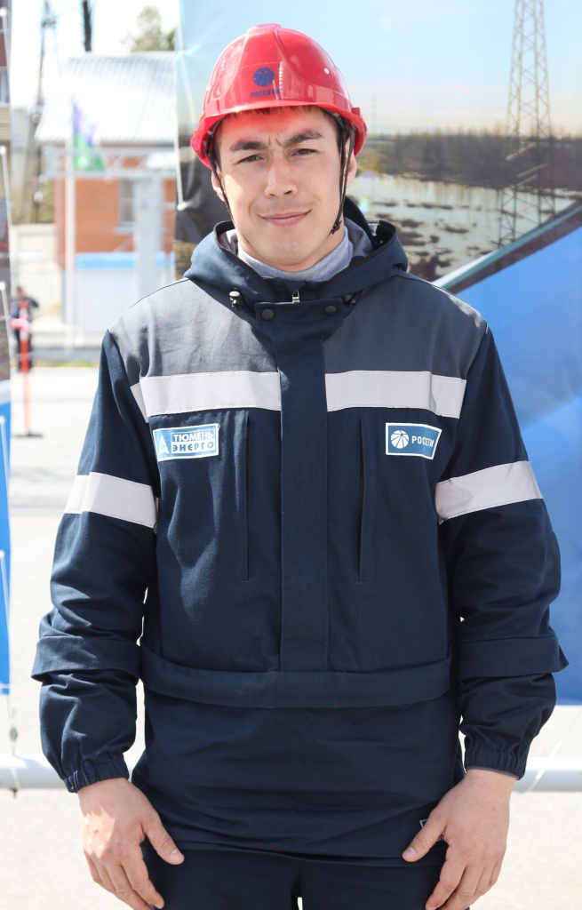 Валиахметов Ильдар Миррасимович Мастер СЭиР ВЛ.JPG