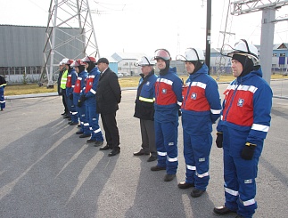 Масштабная противоаварийная тренировка с развертыванием мобильной подстанции в Нижневартовске