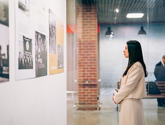 Выставка «Свет Победы»