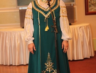 Нам песня работать и жить помогает!