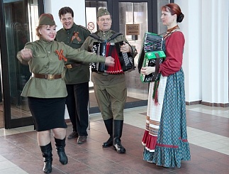 Сургутяне приняли Эстафету Знамени Победы