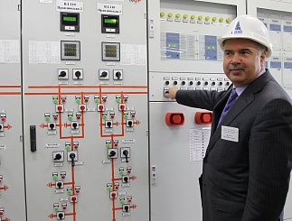 Энергетики ОАО «Тюменьэнерго» сделали полезный подарок нефтяникам ОАО НК «Роснефть» к профессиональному празднику