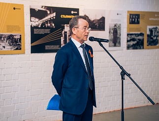 Выставка «Свет Победы»