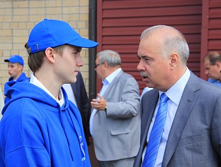 Энергетику не освоить по учебникам: в Тюмени открыт трудовой семестр для студентов-энергетиков