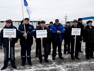 Водители Нефтеюганских электрических сетей сохранили кубок и звание