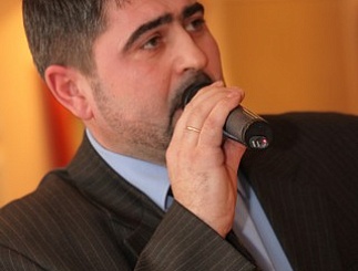 Нам песня работать и жить помогает!