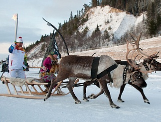 Спорт и труд рядом идут: сотрудница «Тюменьэнерго» Екатерина Садовникова приняла участие в эстафете Олимпийского огня