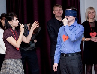 Энергетики отметили день всех влюбленных на работе