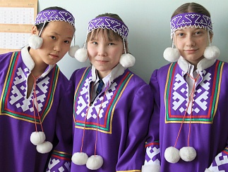 Нижневартовские энергетики в Ларьякской национальной школе