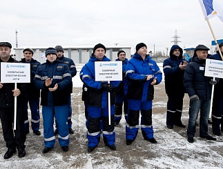 Водители Нефтеюганских электрических сетей сохранили кубок и звание