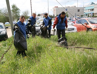 Фоторепортаж: Субботник "Сделай свой город чище"