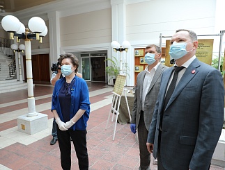 Торжественное открытие "Аллеи памяти и славы" при участии губернатора ХМАО-Югры