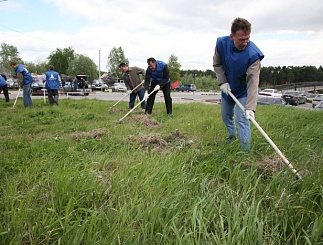 Фоторепортаж: Субботник "Сделай свой город чище"
