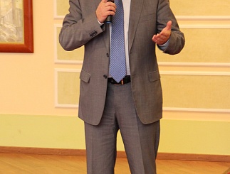 В "Тюменьэнерго" чествовали самых опытных и мудрых