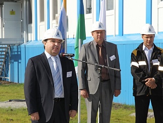 Энергетики ОАО «Тюменьэнерго» сделали полезный подарок нефтяникам ОАО НК «Роснефть» к профессиональному празднику