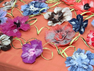 Территория творчества и добра: в «Тюменьэнерго» прошла благотворительная ярмарка