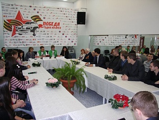 «Эстафета Знамени Победы» продолжилась автопробегом «Победа одна на всех», стартовавшем в Нижневартовске